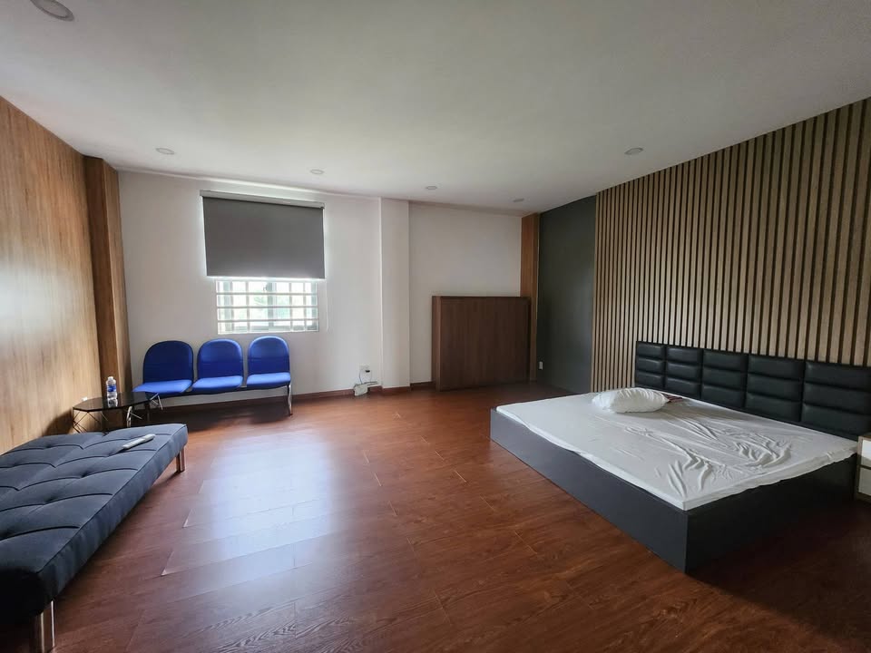 Nhà đẹp 120m² tại Cát Lái, Thủ Đức chỉ 12 tỷ - Không gian thoáng đãng!