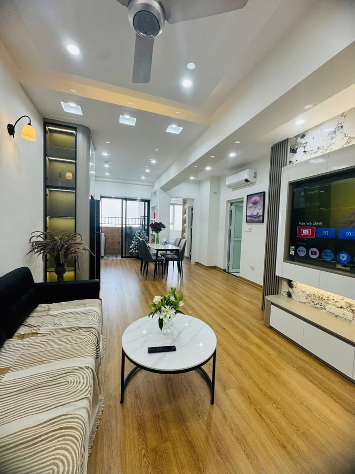 Căn hộ Vinaconex 7, Hồ Tùng Mậu 65m² giá 6 tỷ - Full nội thất, vào ở ngay!