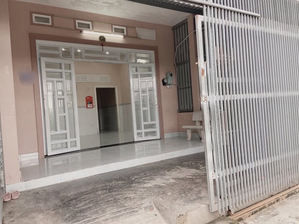 Nhà cho thuê Hẻm đường Nguyễn Trung Trực, Rạch Giá 90m² - Giá chỉ 3 triệu/tháng!