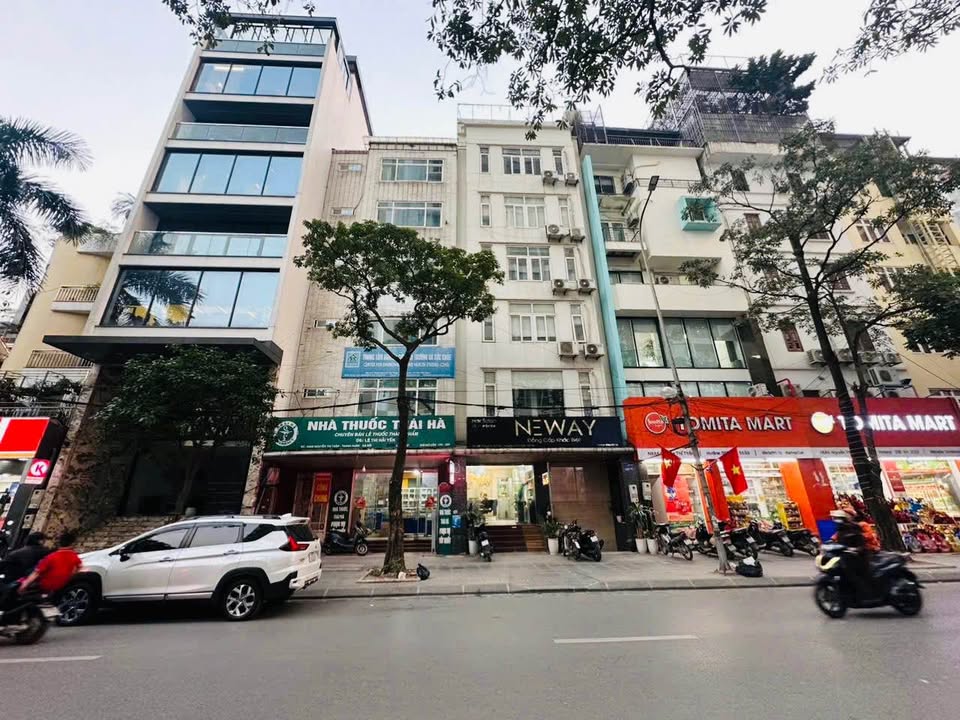 Mặt phố Thái Hà Đống Đa 70m² giá 62 tỷ - Kinh doanh sinh lời cao 150 triệu/tháng!
