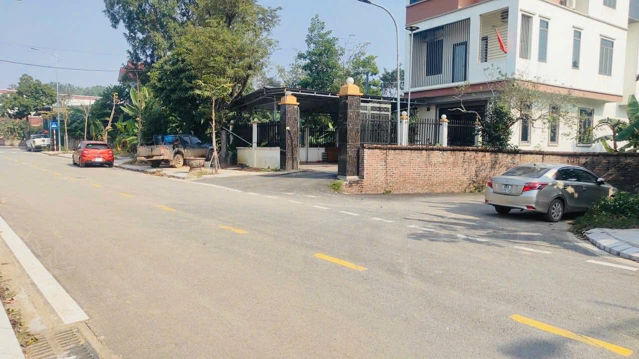 Đất thổ cư trung tâm Thị trấn Lập Thạch 110m² giá chỉ 8xx triệu - Đầu tư sinh lời ngay!