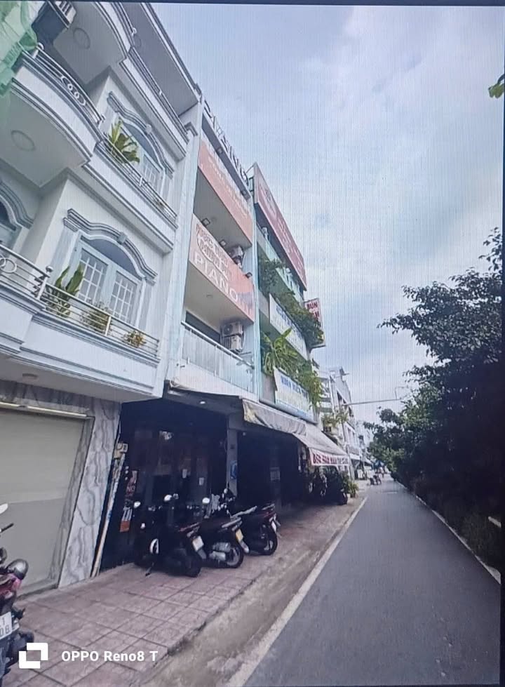 Nhà bán mặt tiền Nguyễn Văn Luông, Quận 6, 40m² giá 8.7 tỷ - Kinh doanh tuyệt vời!