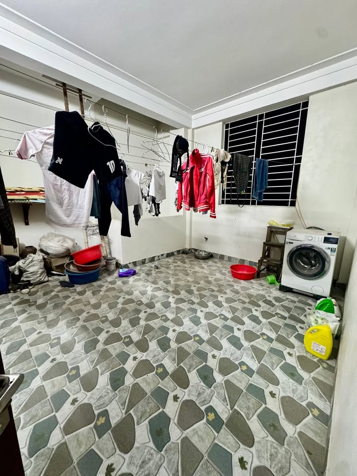 Nhà mặt phố Nam Ngạn, 75m² giá 5 tỷ - Chính chủ bán gấp, kinh doanh siêu đẹp!