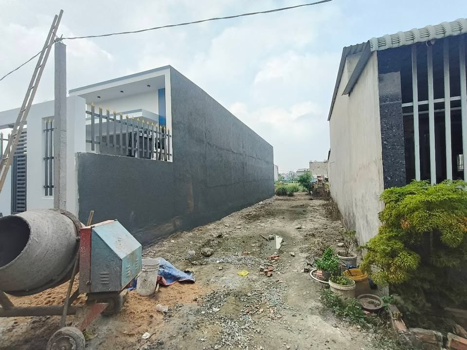 Đất nền phường Mỹ Hạnh Bắc, Long An 105m² giá 1 tỷ - Sổ hồng chính chủ, sẵn sàng xây dựng!