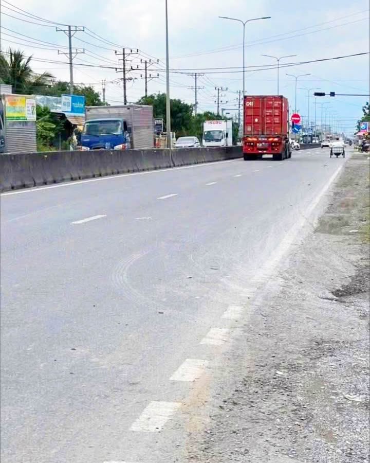 Nhà cấp 4 mặt tiền Tỉnh Lộ ĐT824, Lương Hoà, 285m² giá 4.4 tỷ - Kinh doanh thuận lợi!