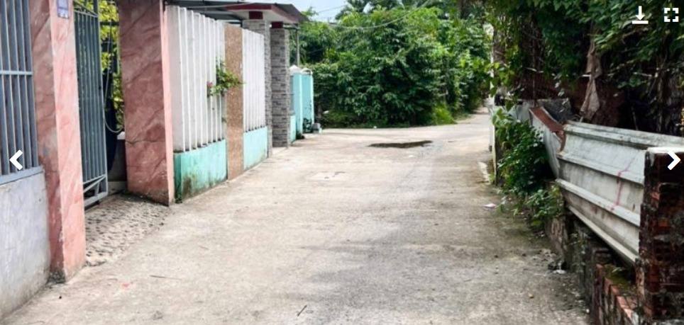 Nhà 2 tầng lô góc Trường Chinh 56m² giá 2.98 tỷ - Tiện nghi, thoáng mát!