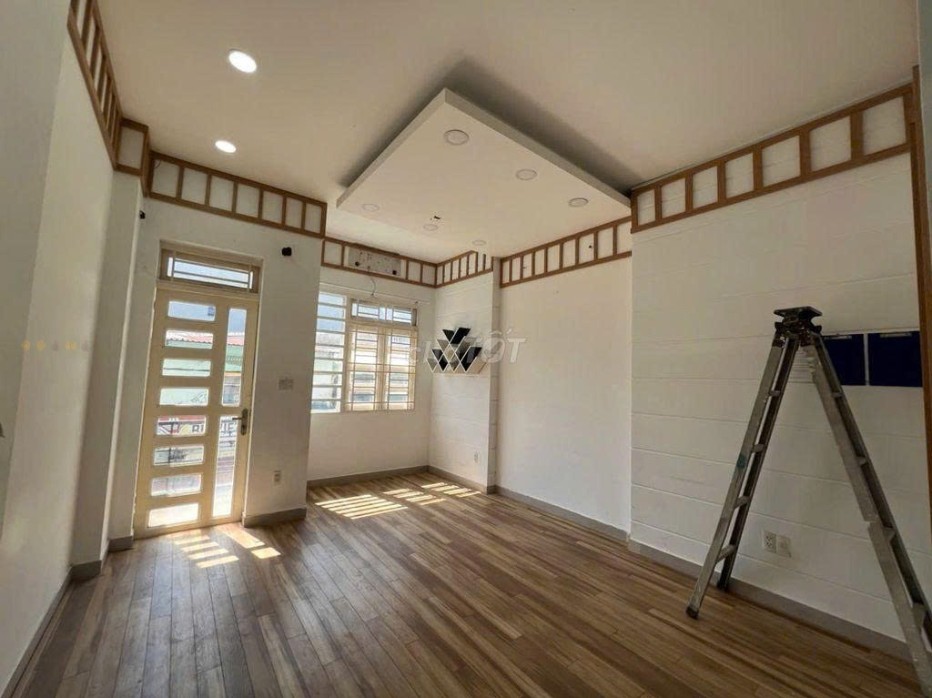 Cho thuê Front House Hẻm 286 Tô Hiến Thành Quận 10 75m² giá 50 triệu - Địa điểm vàng cho kinh doanh!