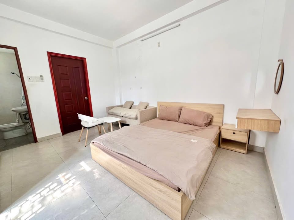 Phòng cho thuê tại 445 Nơ Trang Long, Bình Thạnh - Full nội thất, giờ giấc tự do!