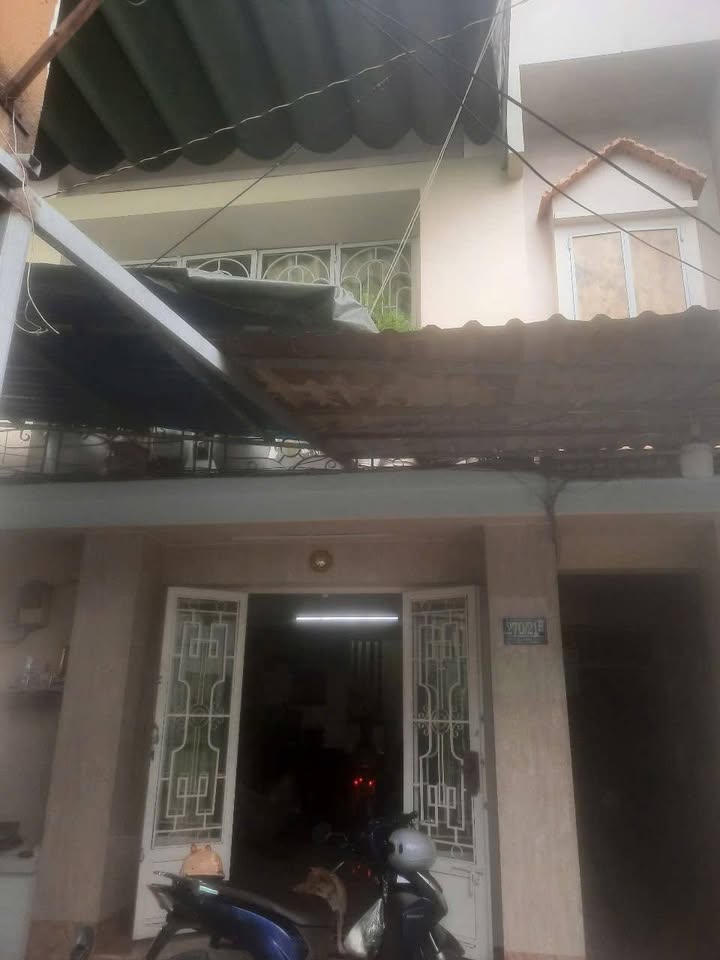 Nhà nguyên căn cho thuê tại hẻm 270, Huỳnh Tấn Phát, quận 7 - Thoáng mát, tiện nghi đầy đủ!