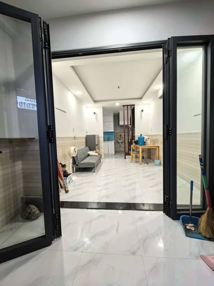 Nhà nguyên căn Nha Trang 60m² giá 13 triệu - Gần biển chỉ 100m!