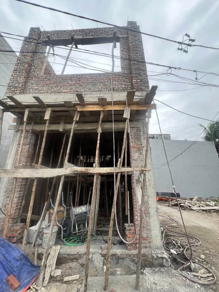 Lô góc Quỳnh Cư Hồng Bàng 47,9m² giá 2,55 tỷ - Cơ hội đầu tư tuyệt vời!