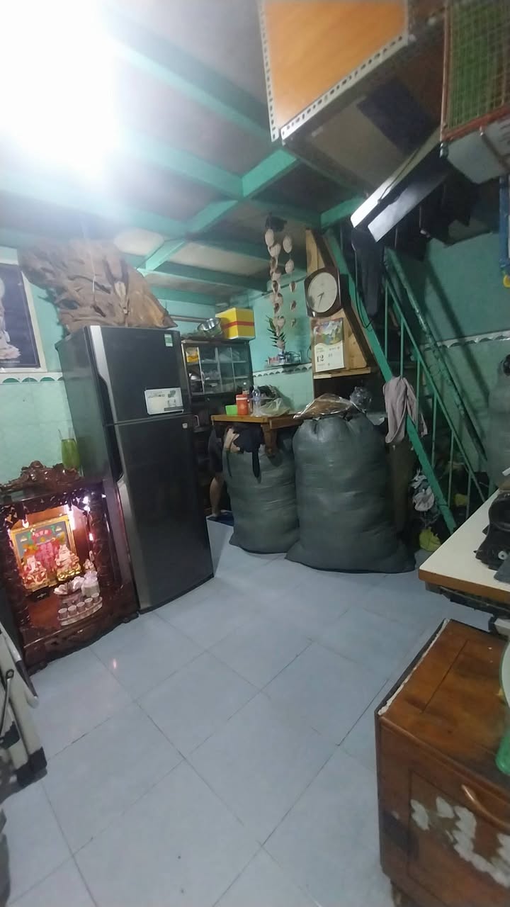 Phòng trọ cho thuê tại Bình Tân 16m² giá 3 triệu - Chính chủ, sạch sẽ, an ninh!