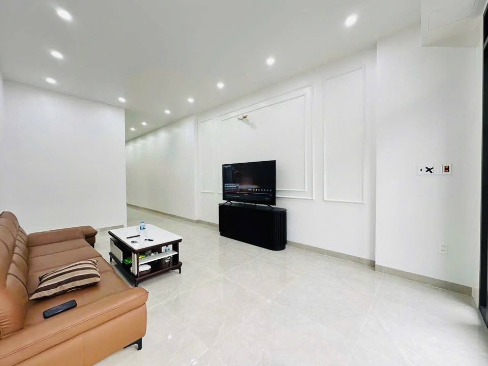 Nhà Mặt Ngõ 4 Tầng Độc Lập, Có Thang Máy tại Hải An - Giá 8 Tỷ