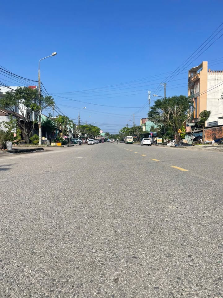 FrontHouse Trần Cao Vân, Tam Kỳ 132m² giá 2,2 tỷ - Vị trí đắc địa cho kinh doanh!