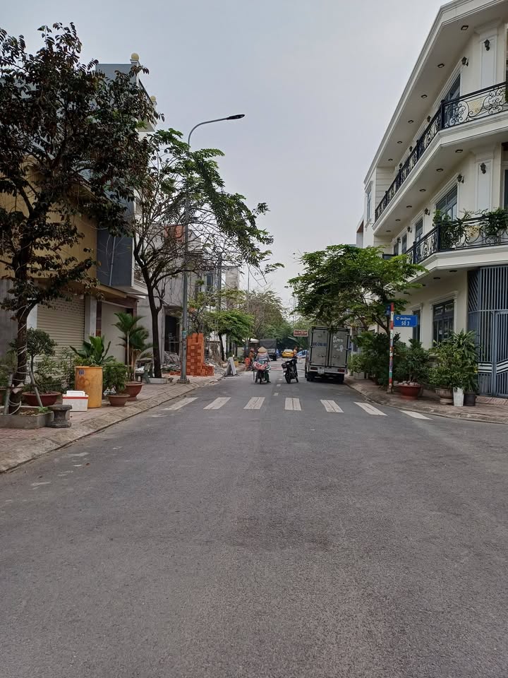 Đất thổ cư 95m² tại Thuận Giao, Bình Dương giá 3.35 tỷ - Vị trí đắc địa gần chợ!