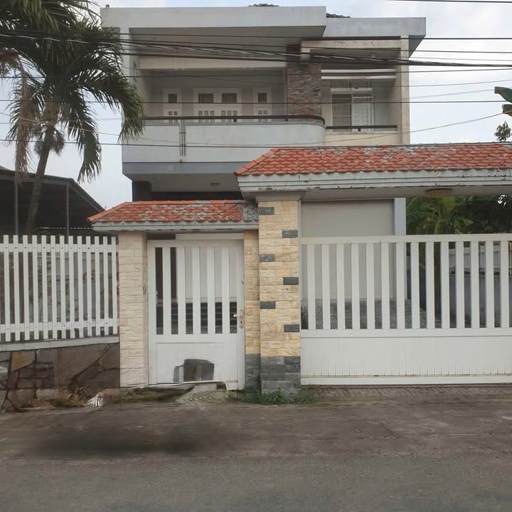 Nhà bán mặt tiền Trần Văn Hý, Tân An 506m² giá 7 tỷ - Thiết kế hiện đại!