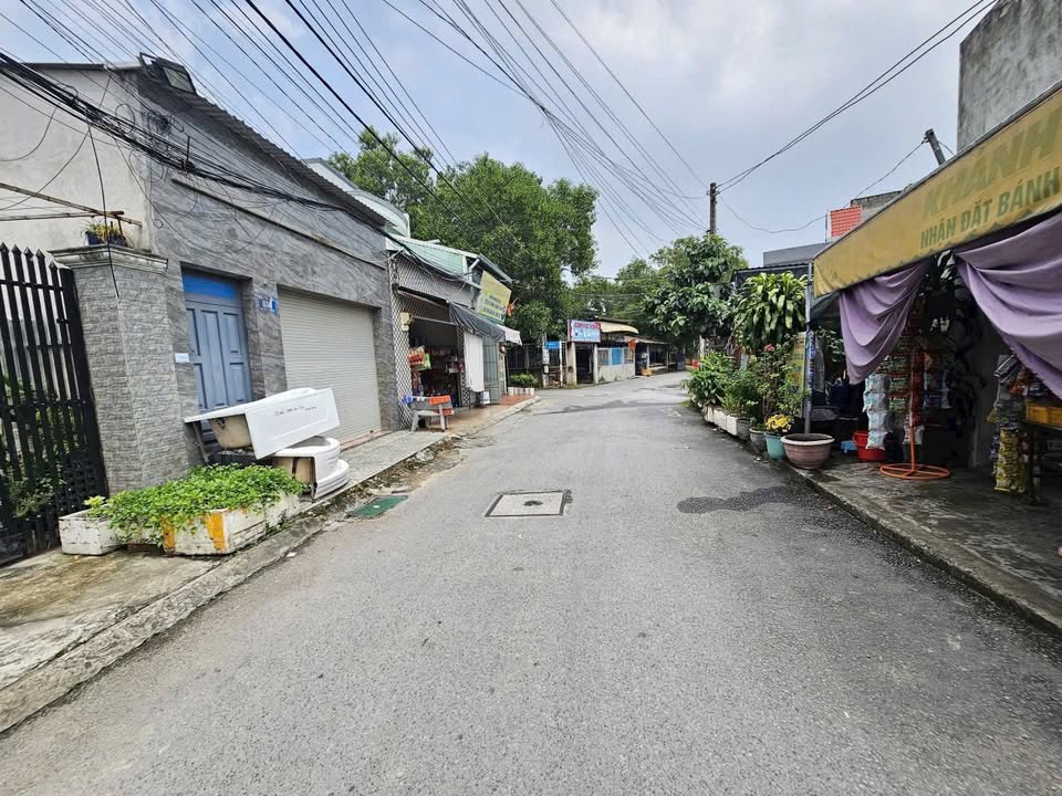 Nhà mặt tiền kinh doanh Phường Tân Đông Hiệp 198.6m² giá 5.7 tỷ - Đầu tư sinh lời ngay!