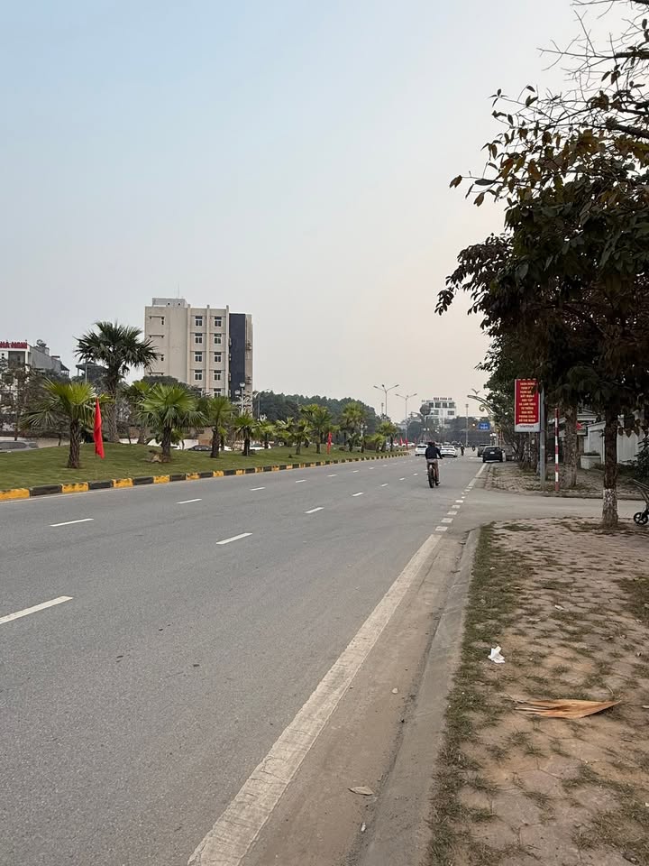 Mặt bằng cho thuê tại Khu đô thị Vương Cường 610m² - Vị trí đắc địa, thuận lợi kinh doanh!