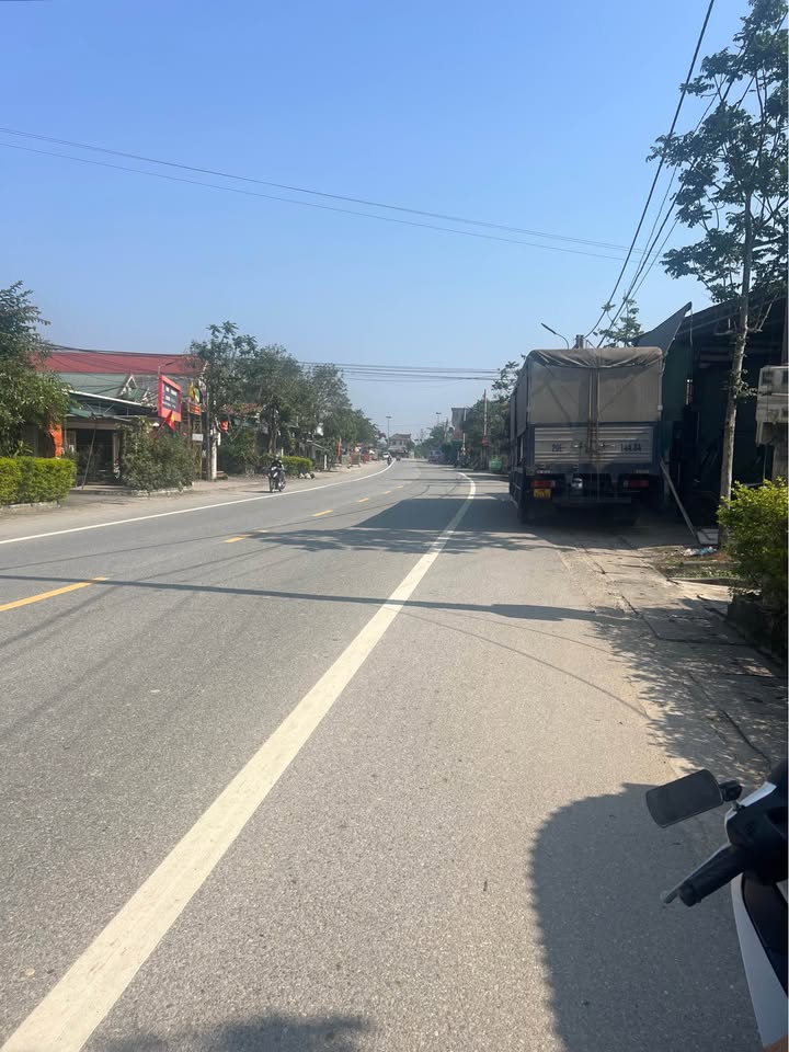 Đất kinh doanh mặt đường QL15B, Diễn Châu 200m² giá 6 tỷ - Đầu tư sinh lời ngay!