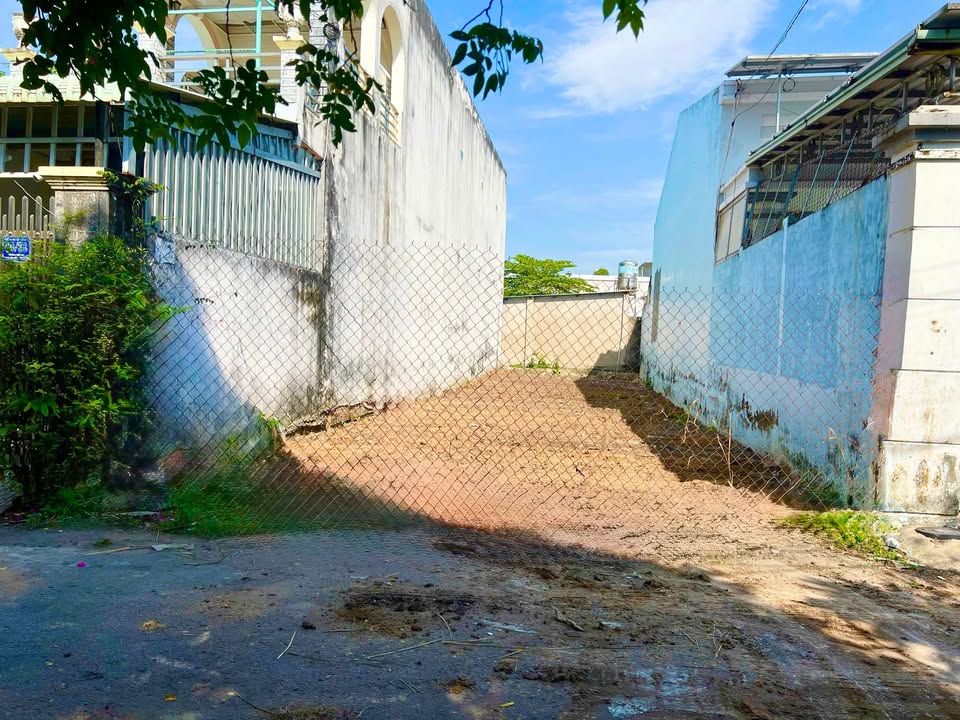 FrontHouse mặt tiền Dx 89 Hiệp An 156m² giá 2 tỷ - Sổ hồng thổ cư, đường nhựa thông thoáng!