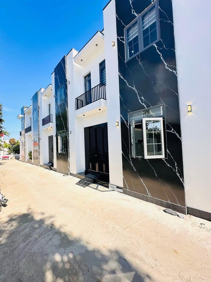 Nhà riêng hẻm 71 Lê Hồng Phong, Cần Thơ 44m² giá 2.2 tỷ - Nội thất cao cấp, sổ hồng riêng!