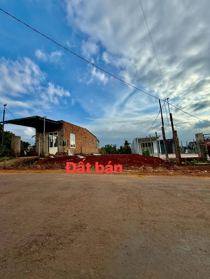 Đất nền Lương Thế Vinh, Thị Xã Buôn Hồ 400m² giá chỉ 3xx triệu - Đầu tư sinh lời tốt!