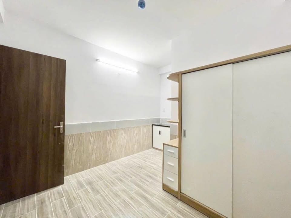 Studio cho thuê quận Tân Phú 20m² giá 2.6 triệu - Tiện nghi đầy đủ, vào ở ngay!