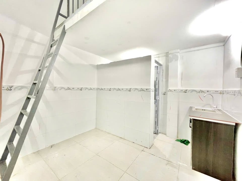 Phòng trọ Nguyễn Phúc Chu Tân Bình 20m² giá 2.59 triệu - An ninh, yên tĩnh!