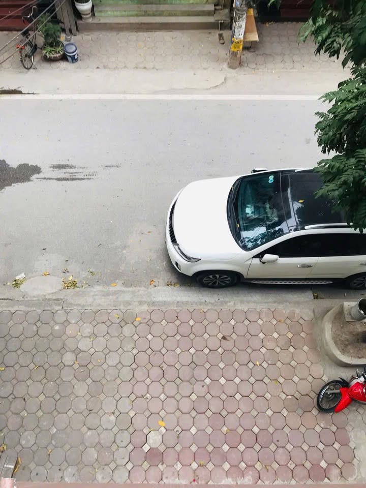 Nhà cho thuê 6 tầng tại An Khánh 40m² giá 12 triệu - Chính chủ, vị trí đắc địa!