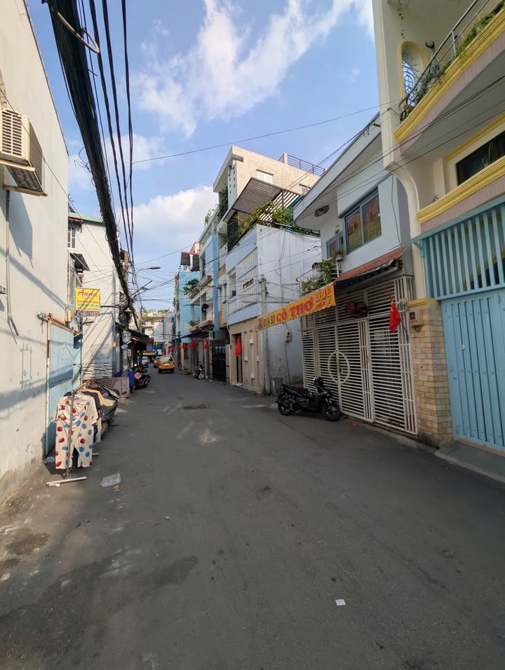 Nhà hẻm xe hơi Bùi Thế Mỹ, Tân Bình 39.99m² - Chính chủ, pháp lý rõ ràng!