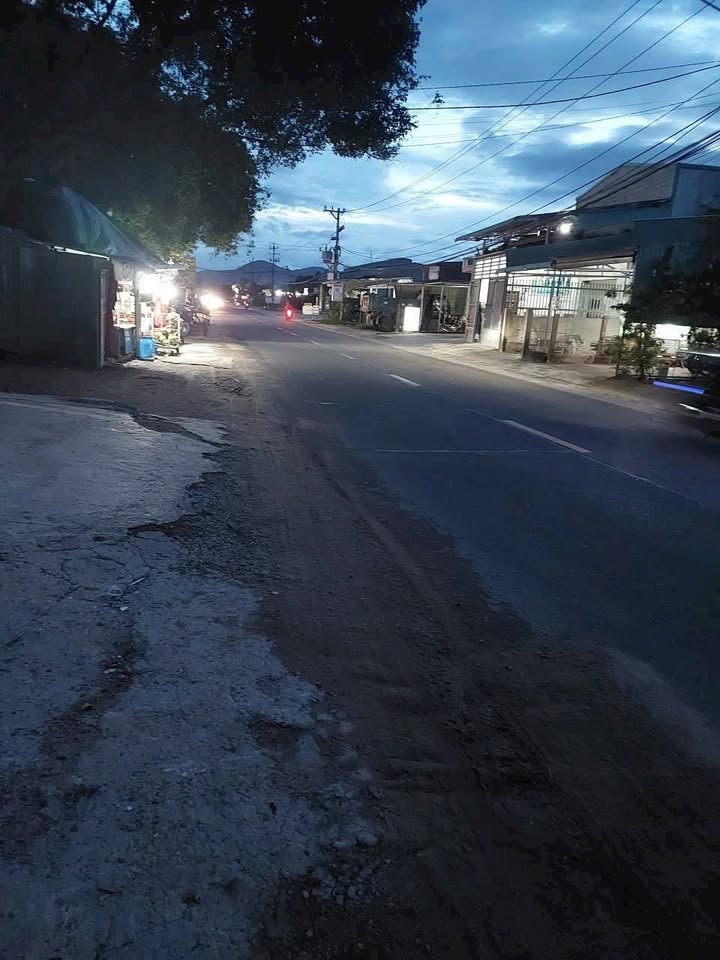 Đất mặt tiền QL 19C, Phước Thành, Tuy Phước 135m² chỉ 1.5 tỷ - Thương lượng linh hoạt!