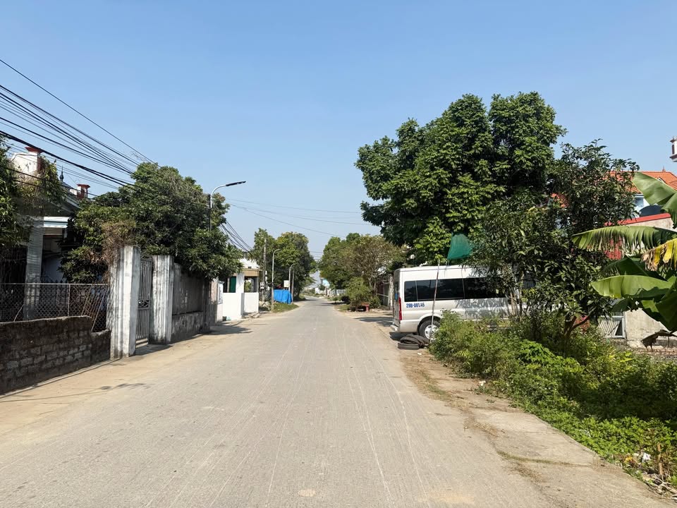 Đất nền mặt đường đá Liên Hoa, Đông Hưng 120m² - Cơ hội đầu tư hiếm có!