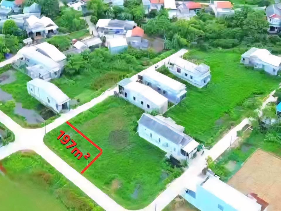 Bán đất KQH Thị trấn Sịa 197m² giá chỉ 4xx triệu - Đầu tư lợi nhuận cao!
