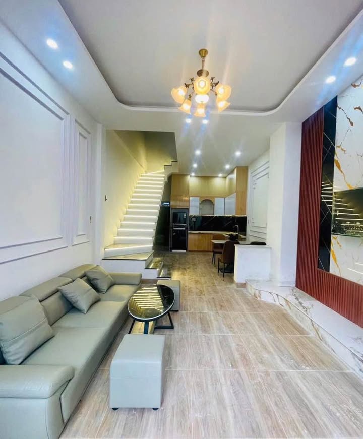 Nhà 2 Tầng Kiệt Ngự Bình, Huế 66m² giá 2.98 tỷ - Vị trí cao ráo, đường ô tô tận nơi!