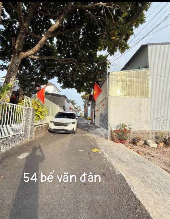 Đất thổ cư Bế Văn Đàn Bảo Lộc 105m² giá chỉ 1.7 tỷ - Cơ hội đầu tư tuyệt vời!