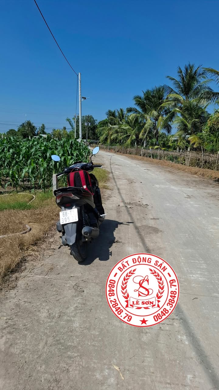 Đất nền thổ cư 210m² giá chỉ 5xx triệu - Đòn Dong Kinh 5, An Giang!