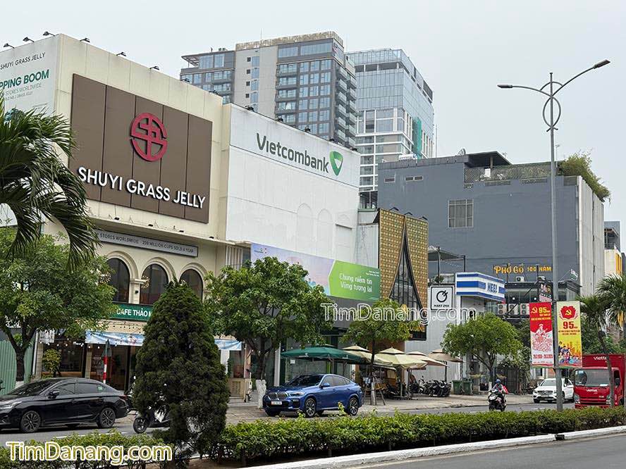 Cho thuê tòa nhà 4 tầng mặt tiền đường 2/9, Đà Nẵng - Vị trí đắc địa, thuận lợi kinh doanh!