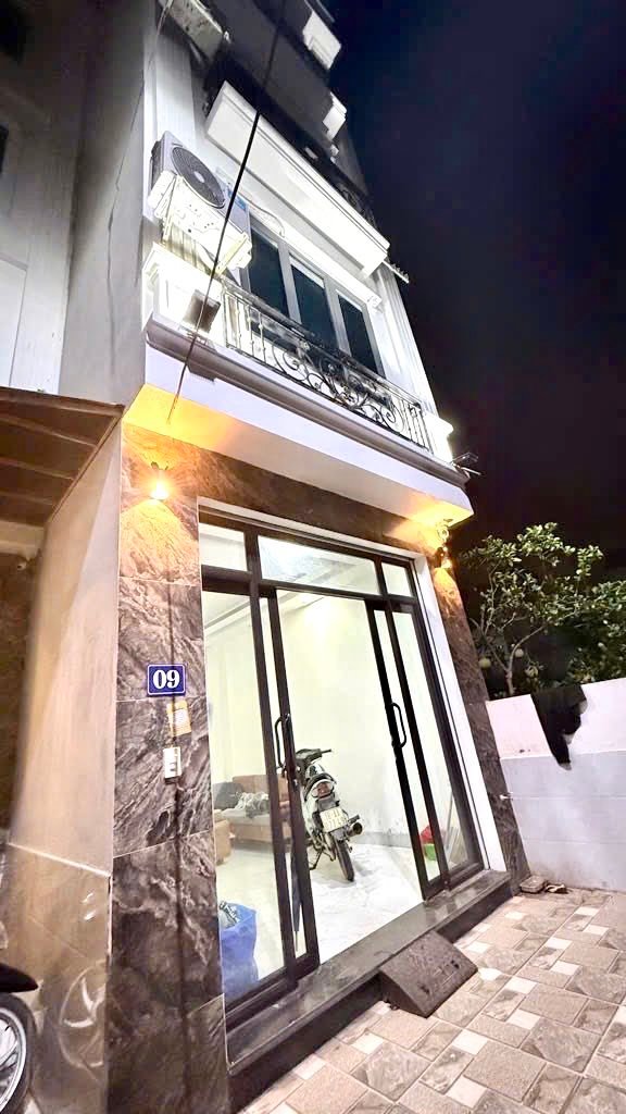 Nhà 5 tầng Yên Vĩnh, Hoài Đức 38m² giá 4 tỷ - Thiết kế hiện đại, gần KĐT Hinode!