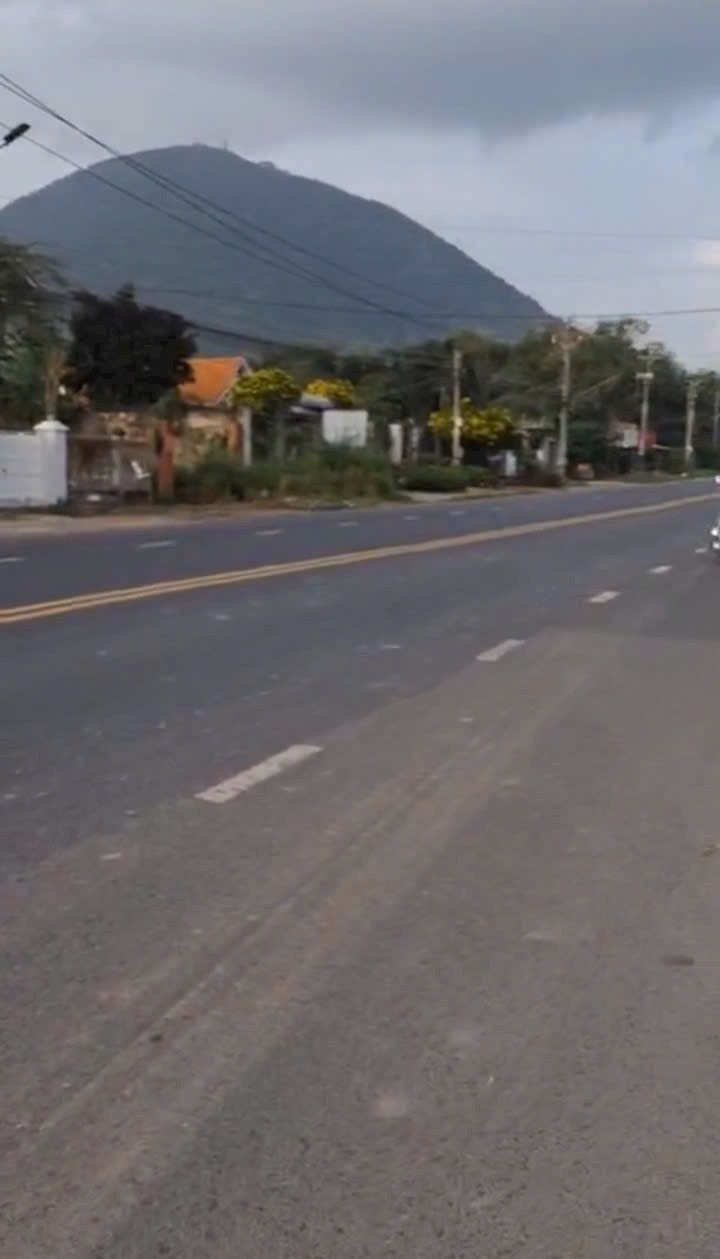 Nhà bán gấp mặt tiền đường Bời Lời, Tây Ninh 330m² - Cơ hội đầu tư tuyệt vời!