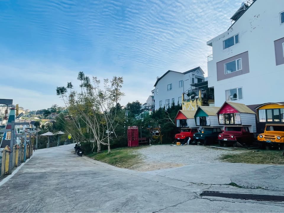 Đất nền Nguyễn Trung Trực, Đà Lạt 675m² giá 23.7 tỷ - View nhà phố tuyệt đẹp!