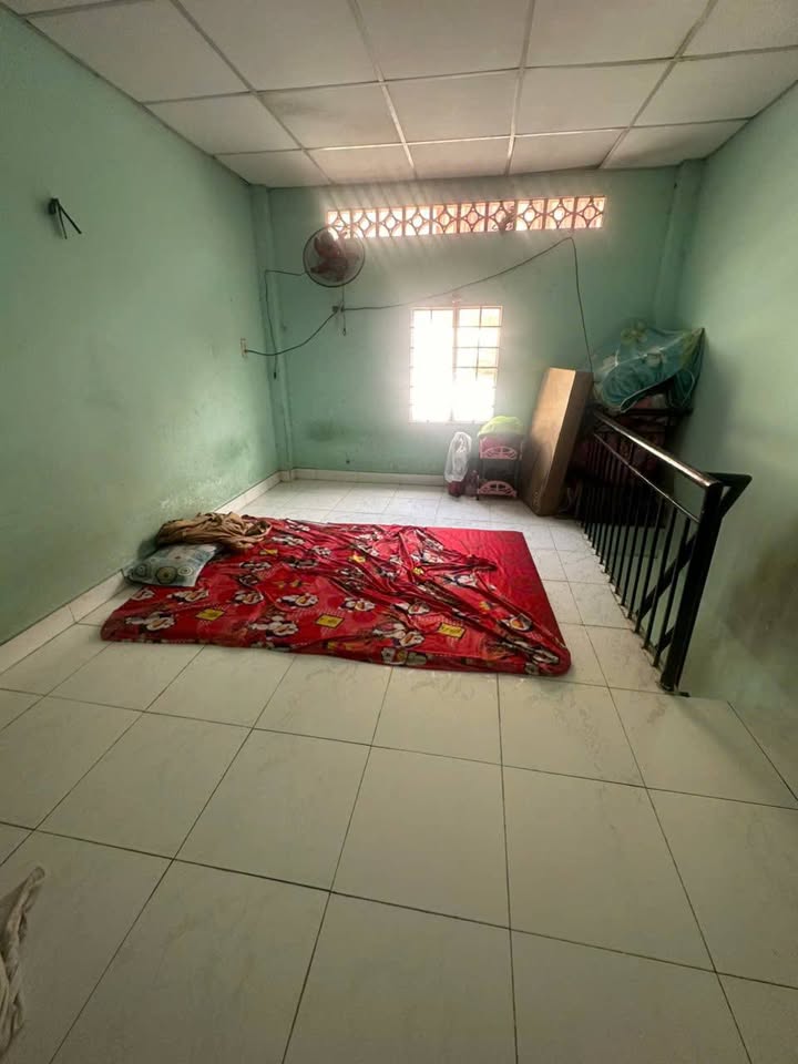 Nhà riêng Thạnh Xuân, Quận 12, 15m² giá 580 triệu - Đường ô tô vào tận cửa!