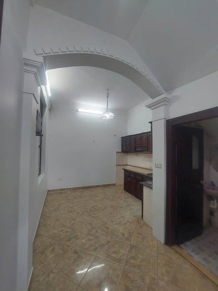 Cho thuê nhà Hoàng Đạo Thành, Kim Giang 250m² giá 15 triệu - Phù hợp cho gia đình và văn phòng!