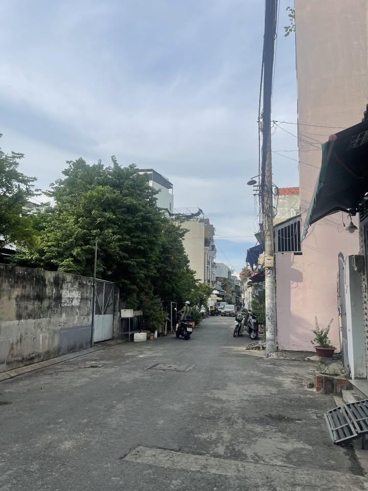 Nhà riêng hẻm xe hơi Phạm Văn Bạch 75m² giá 6.9 tỷ - Sổ hồng chính chủ