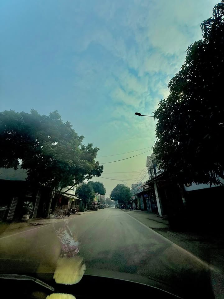 Đất lô góc 2 mặt tiền Phường Âu Cơ - 150m² giá chỉ 700 triệu - Cơ hội đầu tư hấp dẫn!