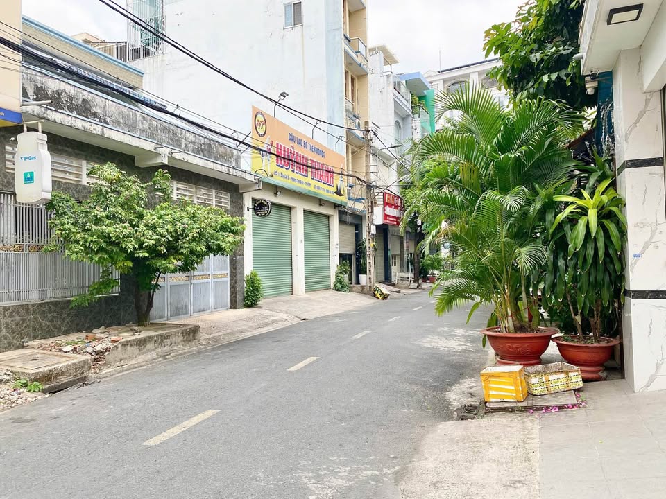 Nhà nguyên căn mặt tiền Bàu Cát, Quận 3 - Diện tích 210m², Kinh doanh tự do!