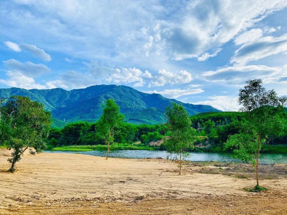 Đất Farm Lộc Hoà, Phú Lộc 4165m² giá chỉ 2.x tỷ - Cơ hội không thể bỏ lỡ!