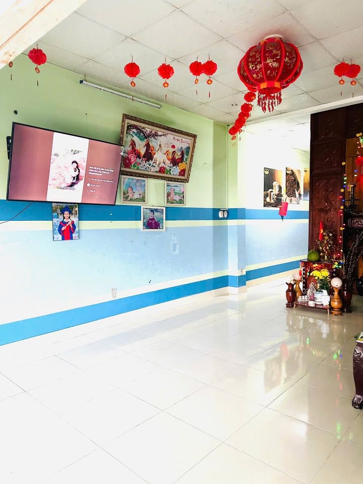 Nhà nguyên căn Phước Đồng 400m² giá 8 triệu - Thích hợp vừa ở vừa kinh doanh!