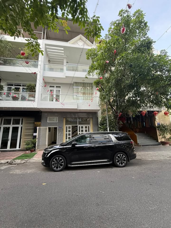 Nhà phố B5 Khu đô thị Vĩnh Điềm Trung, Nha Trang 102m² giá 8.5 tỷ - Đối diện CT6 thuận tiện kinh doanh