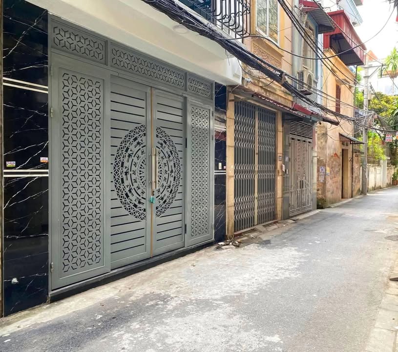 Nhà 4 tầng Miêu Nha Tây Mỗ 40m² giá chỉ 2.6 tỷ - Ô tô đỗ cửa ngay!