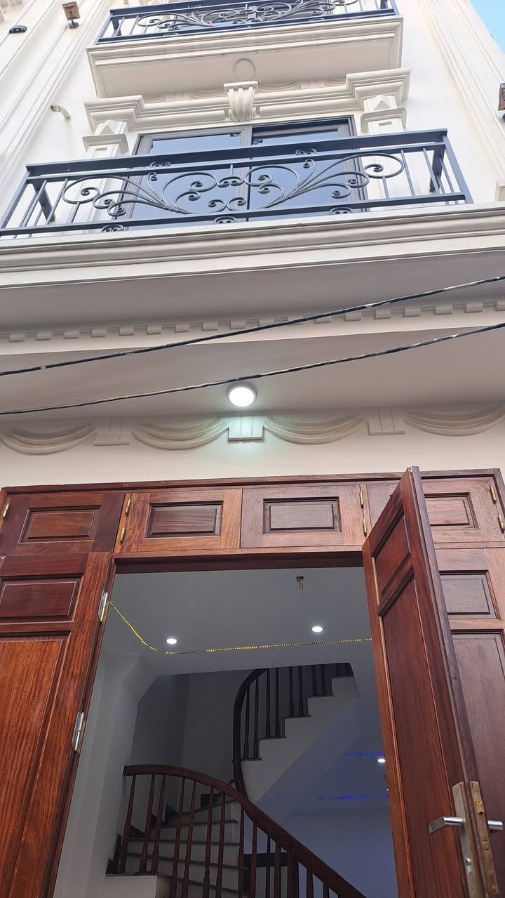 Nhà đẹp xã Nam Phù, Thanh Trì 40m² giá 5 tỷ - Đầu tư lý tưởng mùa cuối năm!